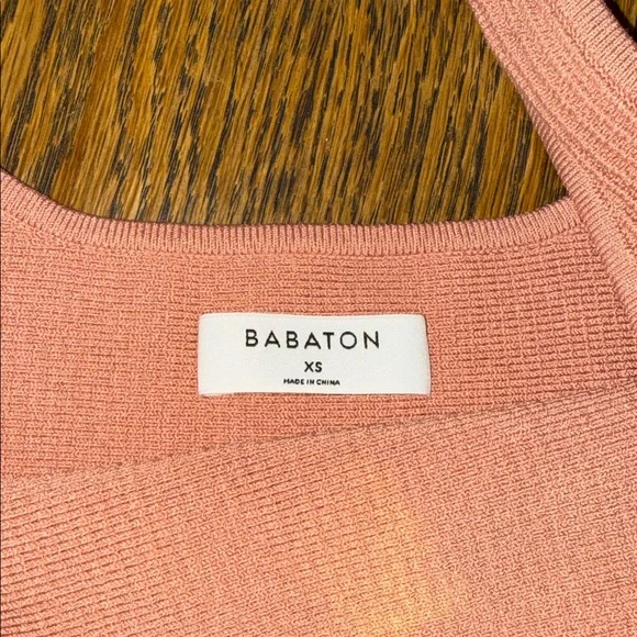 Babaton Ribbed Crop Top - Picture 4 of 4